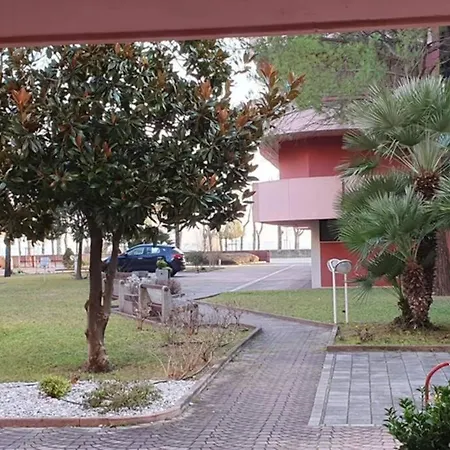 Apartament Monica *